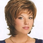 Hairstyles for Older Women with round faces
