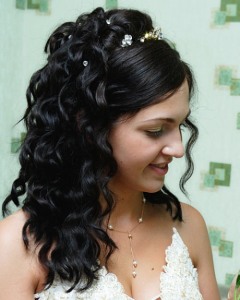 romantic updos for long curly hair