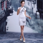 chinese women wear