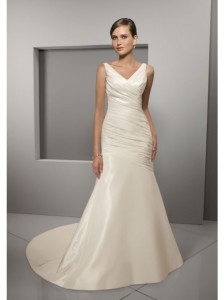wedding dresses fitted waist
