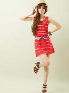 teen wearing nice dress 2013