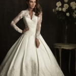 wedding dresses with sleeves and lace